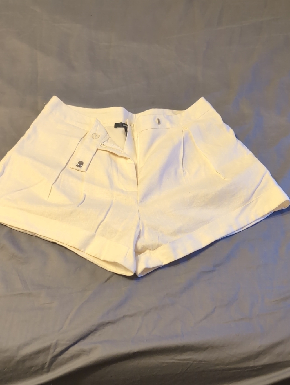 Forever 21 White High-Waist Tailored Shorts